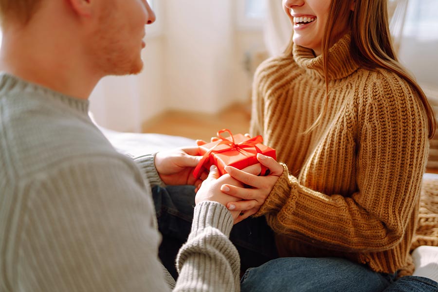 Couple pendant la Saint-Valentin